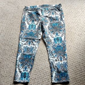NWOT skinny ankle jeans with pattern